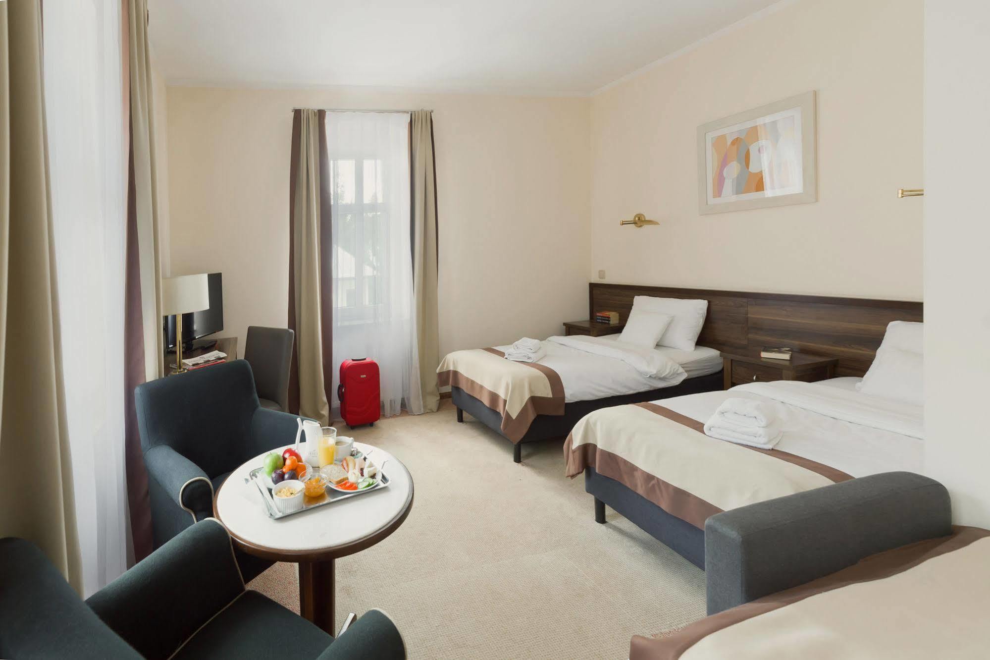 Impresja Art Resort دوشنيكي زدروي المظهر الخارجي الصورة